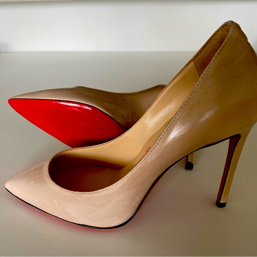 Christian Louboutin Pump NWOT